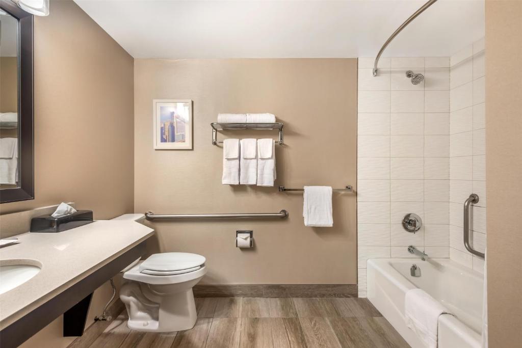 Best Western PLUS Calgary Centre Inn - Resim 3