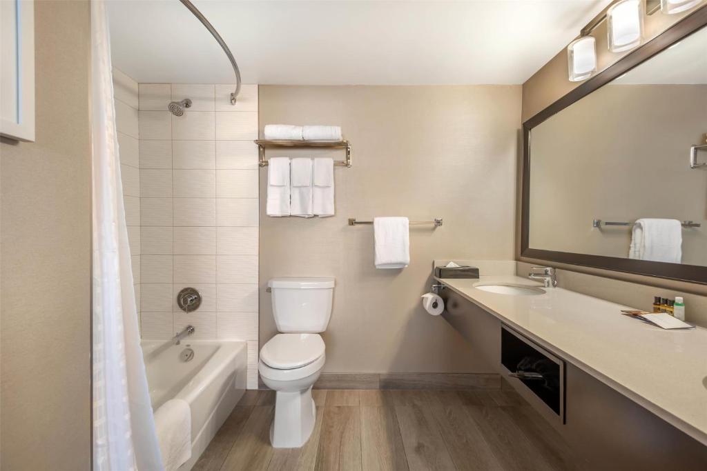 Best Western PLUS Calgary Centre Inn - Resim 36