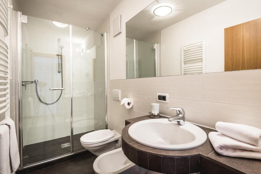 Koupelna v ubytování Hotel Pradat