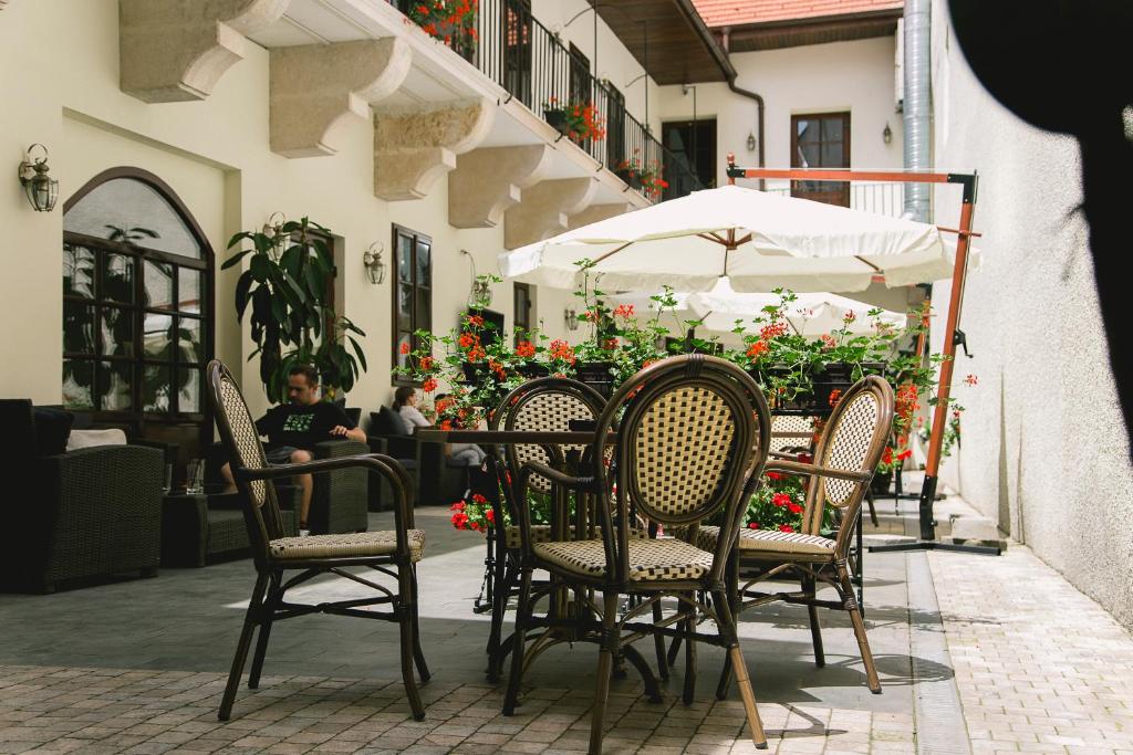 Le Petit Paris - Resim 38