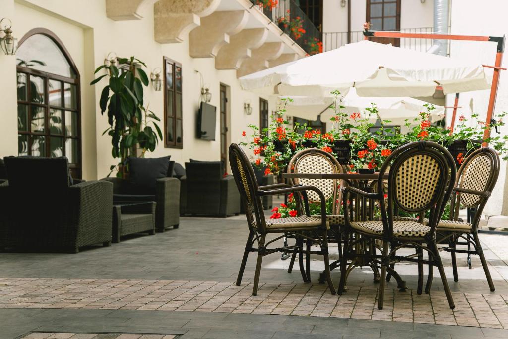 Le Petit Paris - Resim 43