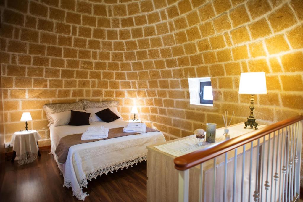 Grandi Trulli Bed & Breakfast - 1