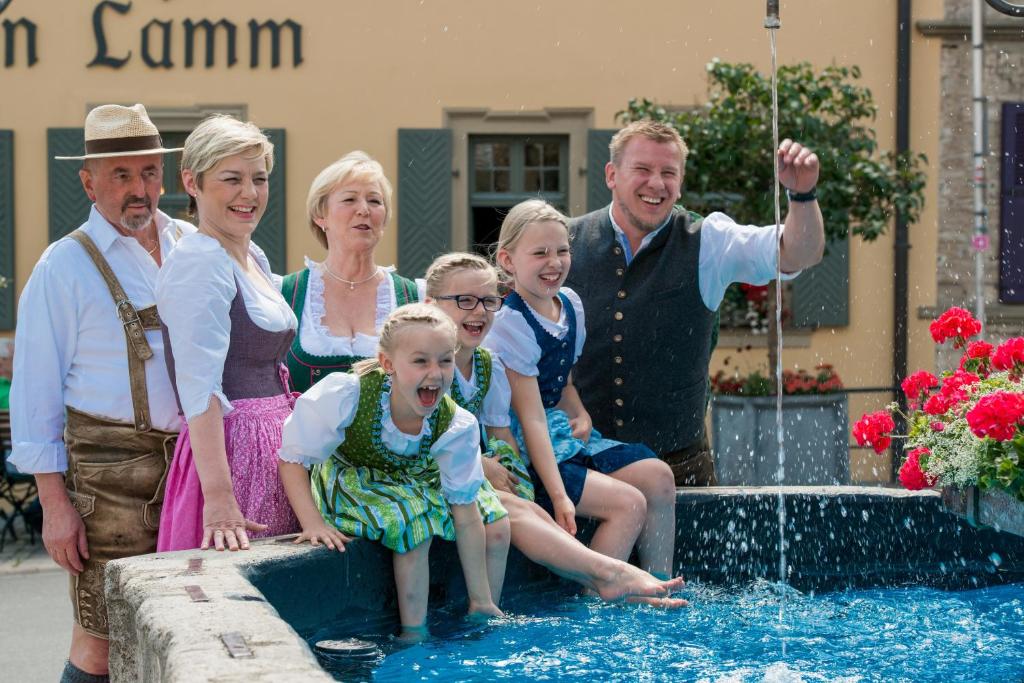 Hosté ubytování Gasthof zum Weißen Lamm