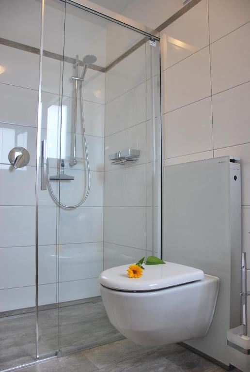 A bathroom at Haus Pflaum