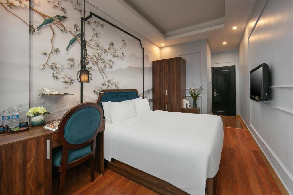 Elegance Premium Hotel - 1