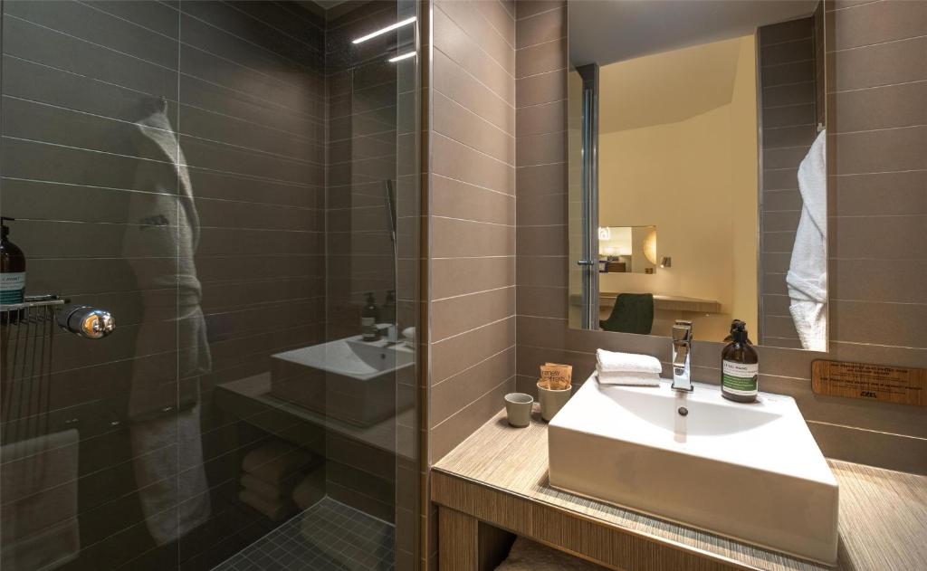 FirstName Toulouse, part of JdV by Hyatt - Resim 18