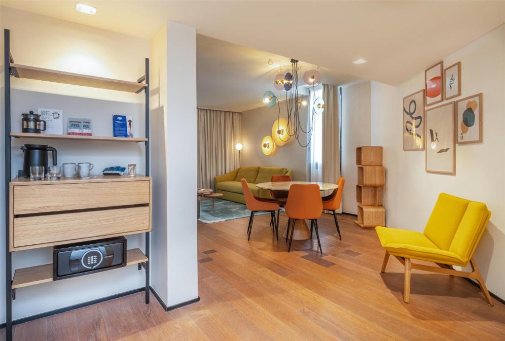 FirstName Toulouse, part of JdV by Hyatt - Resim 4