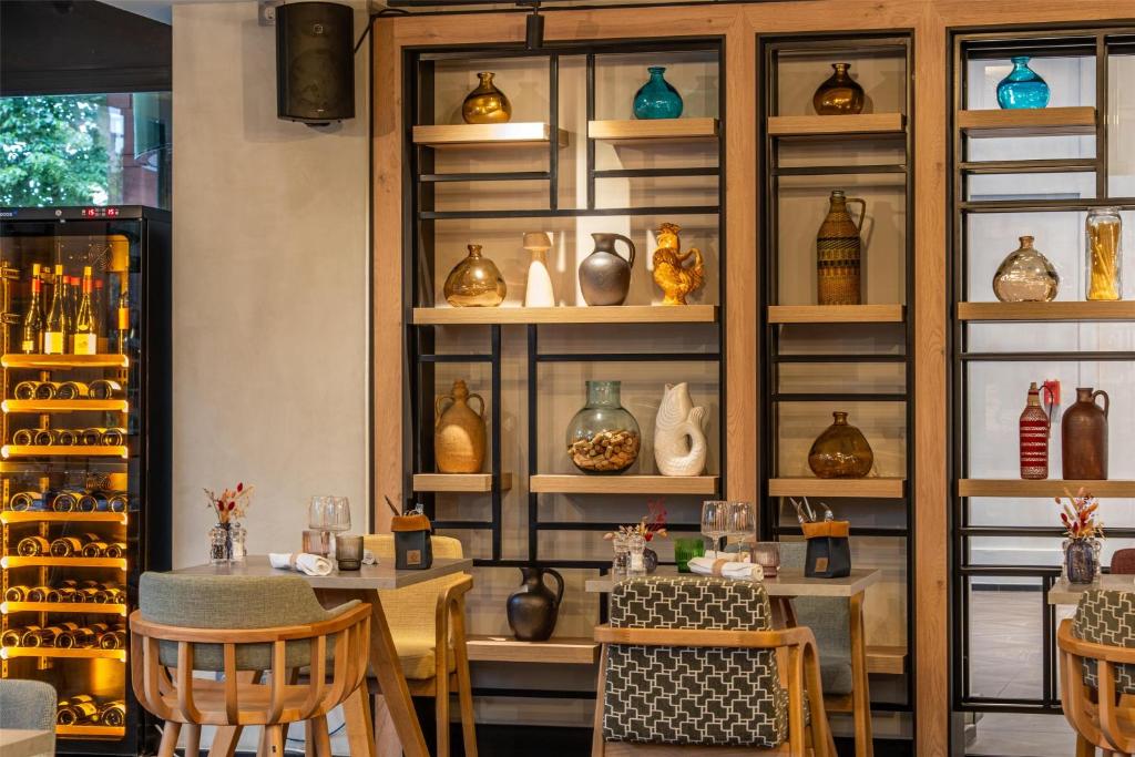 FirstName Toulouse, part of JdV by Hyatt - Resim 42