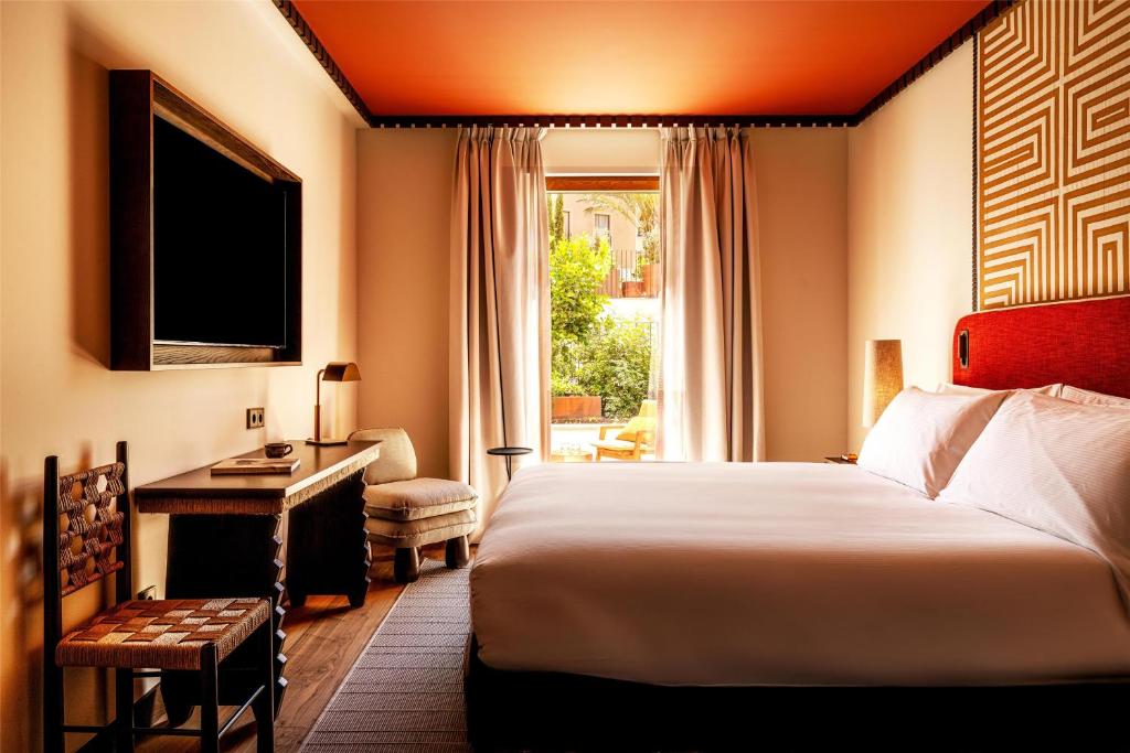 Palacio De Godoy Caceres, Curio Collection By Hilton - 13