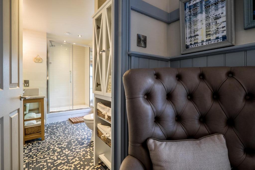 The Windmill On The Common - Resim 18