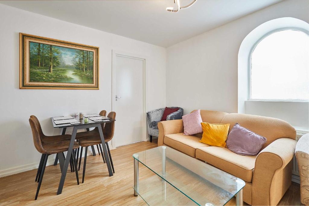 Posezení v ubytování Host & Stay - Carrville Apartment