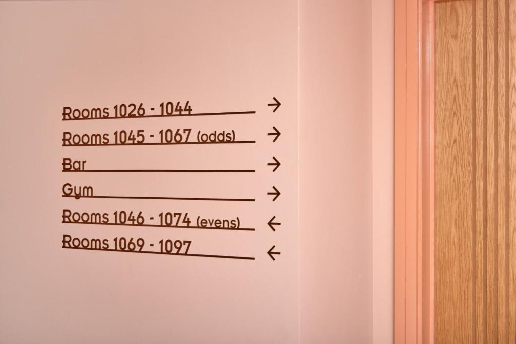 Turing Locke Cambridge - Resim 39