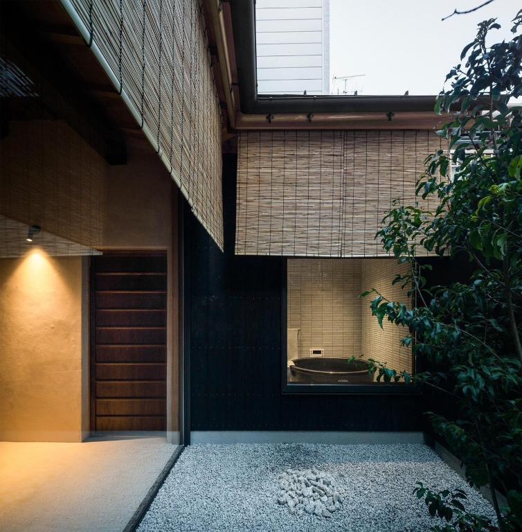 Machiya House East of Kinkakuji Temple