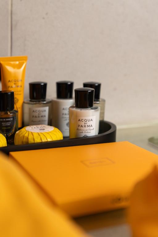 The Pantheon Iconic Rome Hotel, Autograph Collection - Deluxe King Guest Room