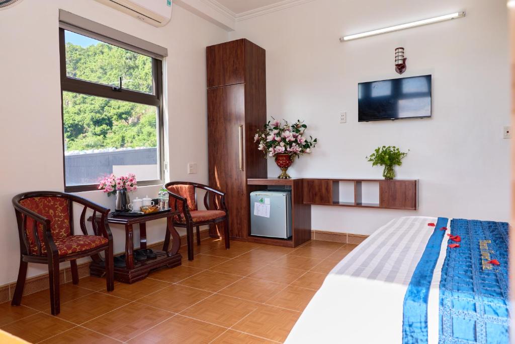 Phoenix Flower Hotel & Travel - 5