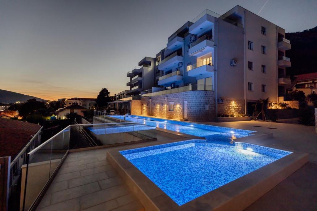 Πισίνα στο ή κοντά στο Bella Vista Lux apartment