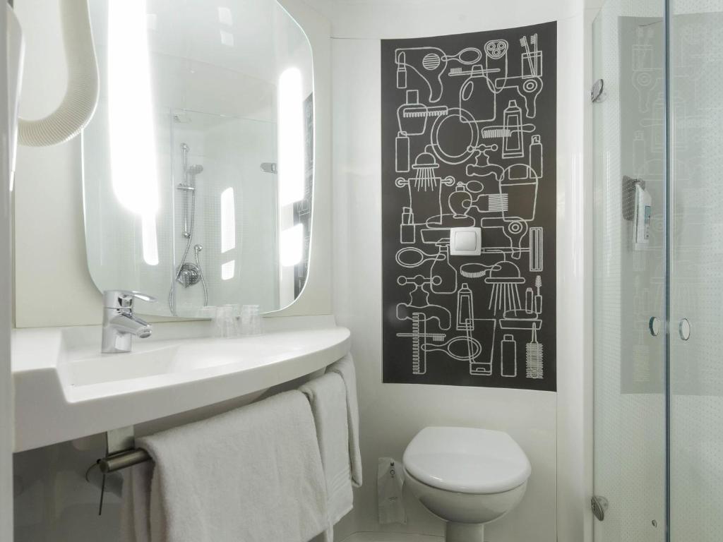 ibis London Stratford - Resim 3