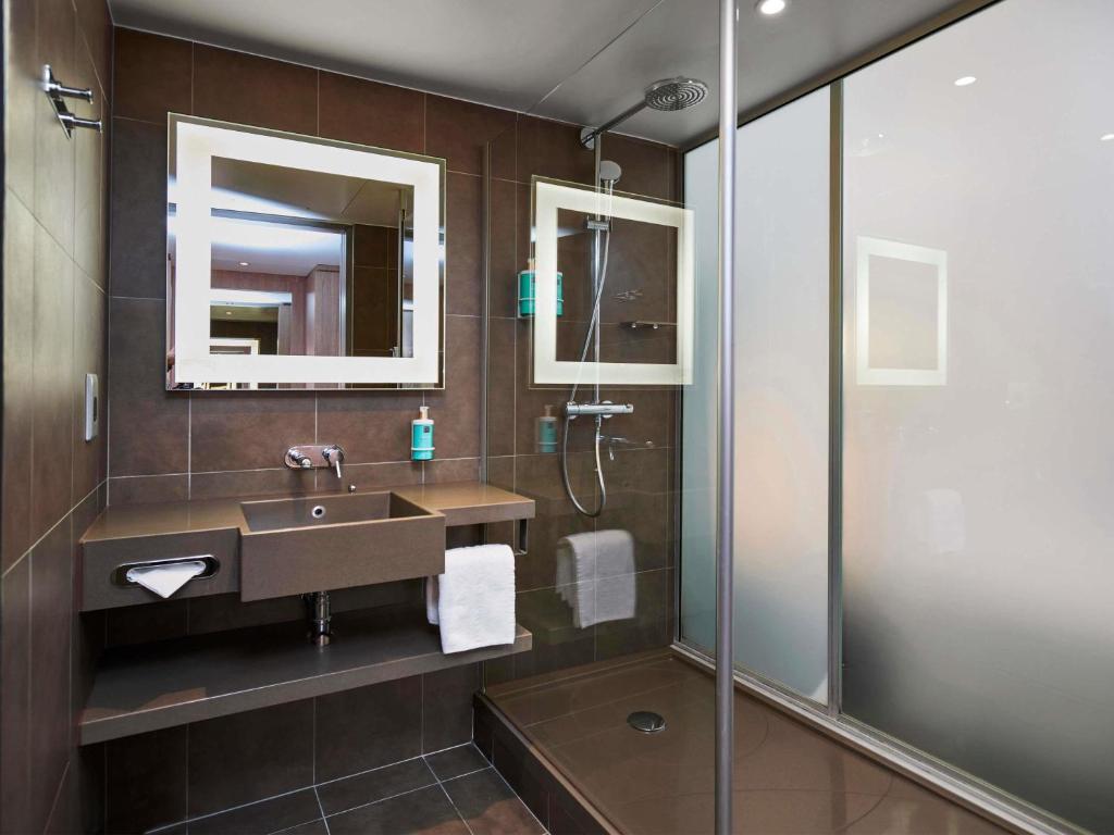 Novotel London Tower Bridge - Resim 38