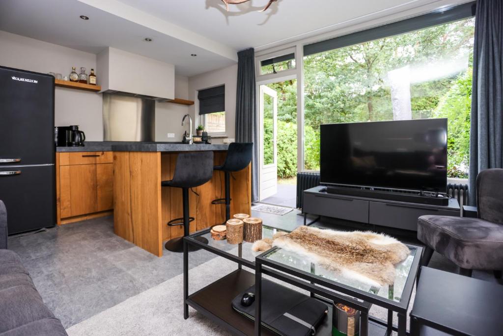 ครัวหรือมุมครัวของ Veluwe Nature Cottage for 2 people I Luxury kitchen