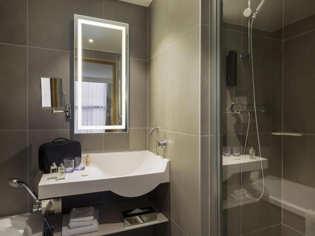 Novotel Genève Centre - Resim 21