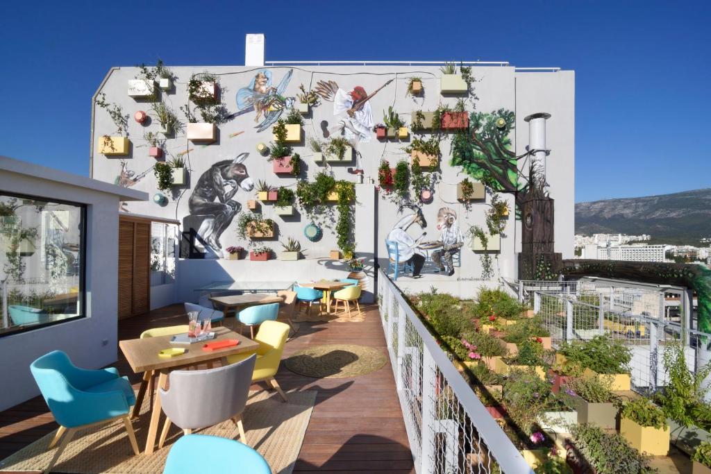 Parveke tai terassi majoituspaikassa Coco-Mat Hotel Athens