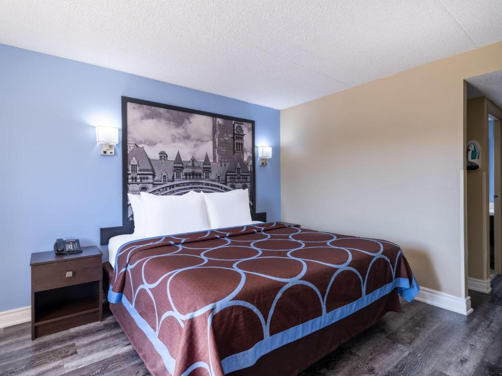 Super 8 by Wyndham Toronto East ON - Resim 15