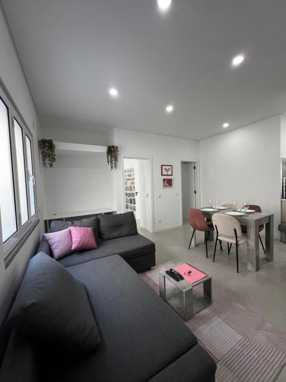 Cantinho da Paz - Central Apartments & Suites