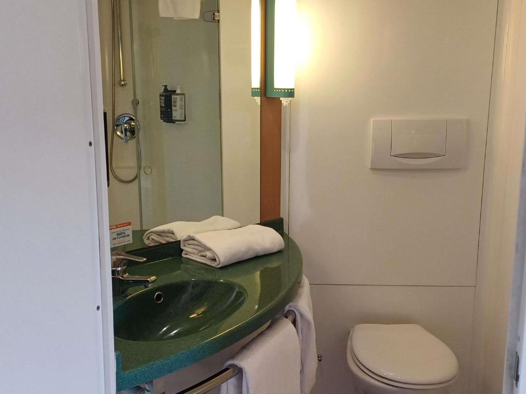 Ibis Hotel Alicante - Resim 21