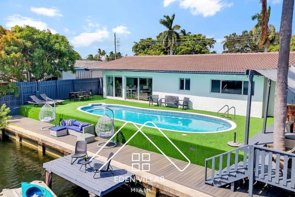 Πισίνα στο ή κοντά στο Casa Utopia Waterfront Pool 15 min to Beach