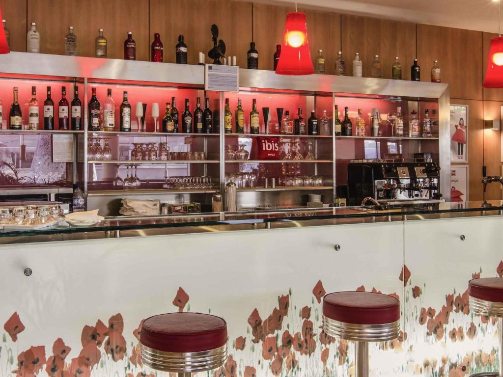 Hotel ibis Porto Sao Joao - Resim 35