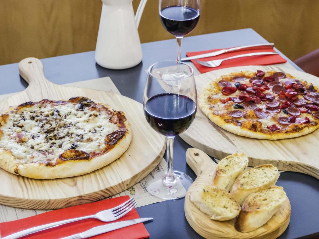 Hotel ibis Porto Sao Joao - Resim 34