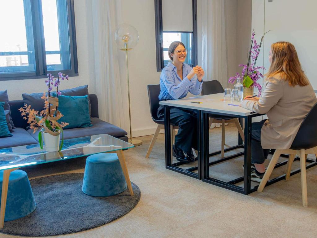 Novotel Suites Paris Montreuil Vincennes - Resim 43