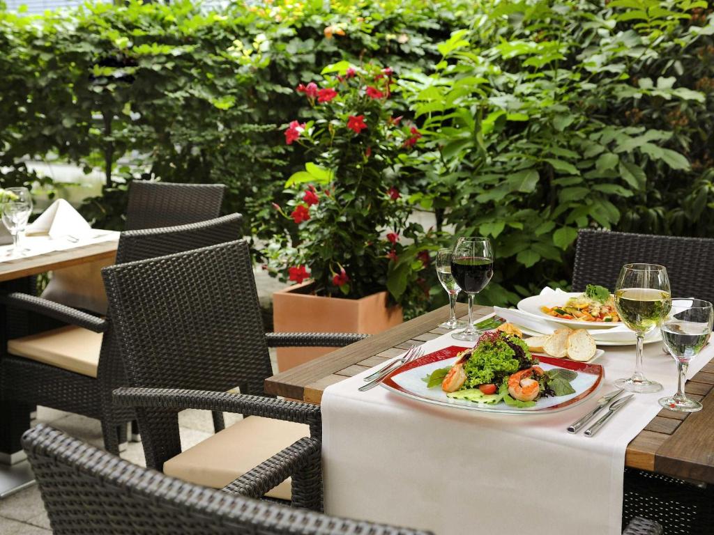 Novotel Düsseldorf City West - Resim 12