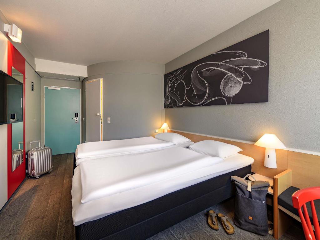 ibis Hamburg Alsterring - Resim 17