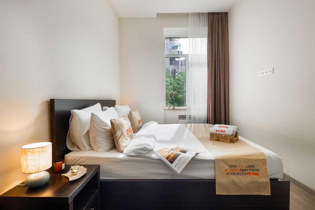 لابی و فضای عمومی Apartment KeyGo#0043 offers comfort and coziness in the city - تصویر ۵