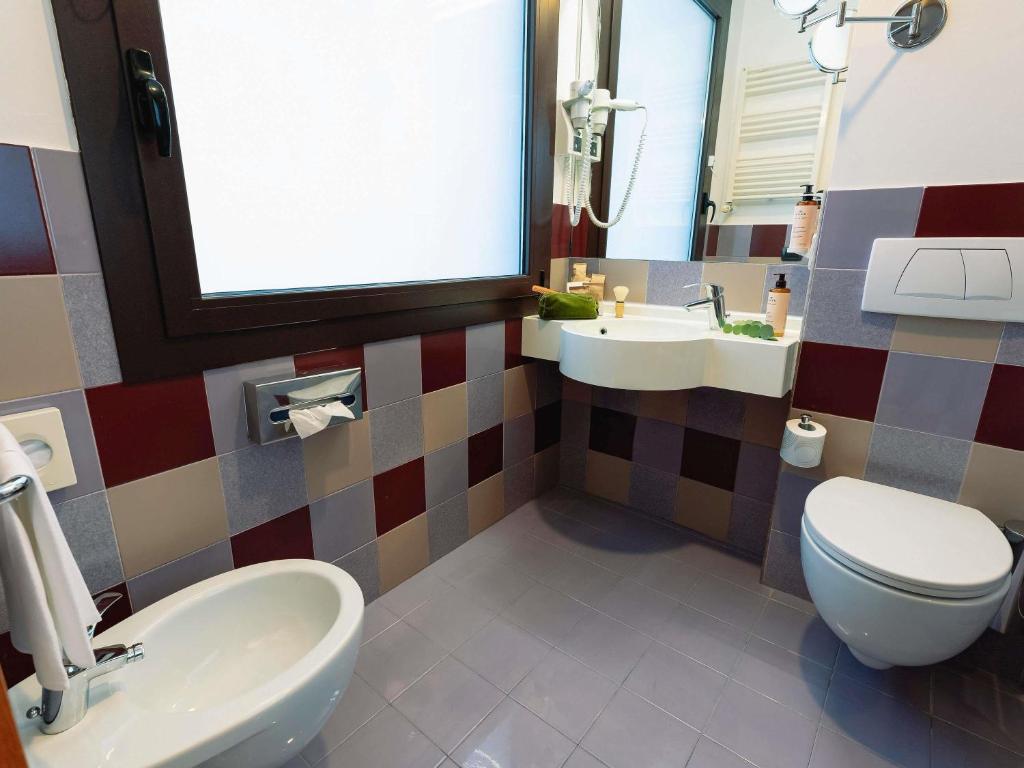 Mercure Roma Piazza Bologna - Resim 30