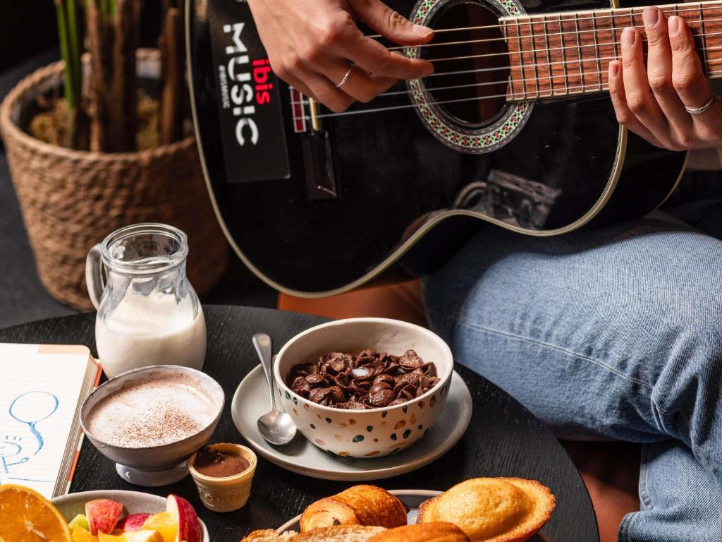 Ibis Madrid Calle Alcalá - Resim 40