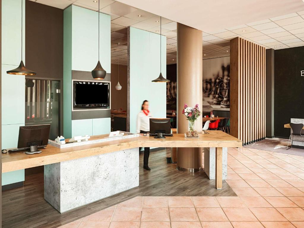 ibis Hotel Berlin Spandau - Resim 9