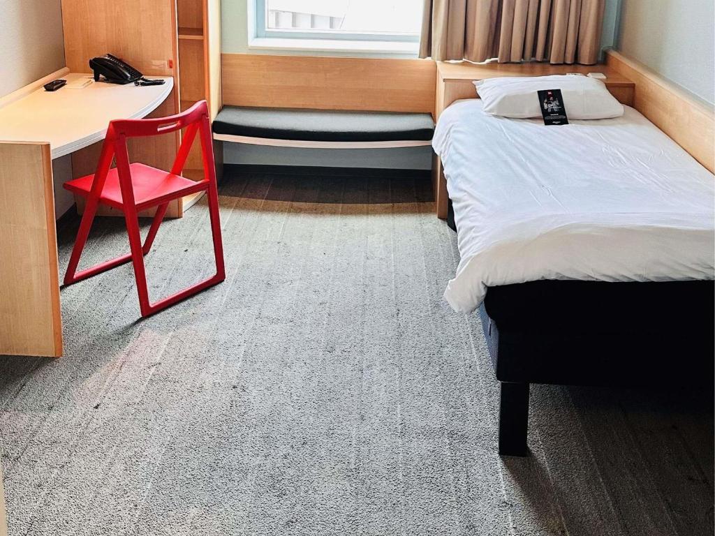 ibis Hotel Berlin Spandau - Resim 17