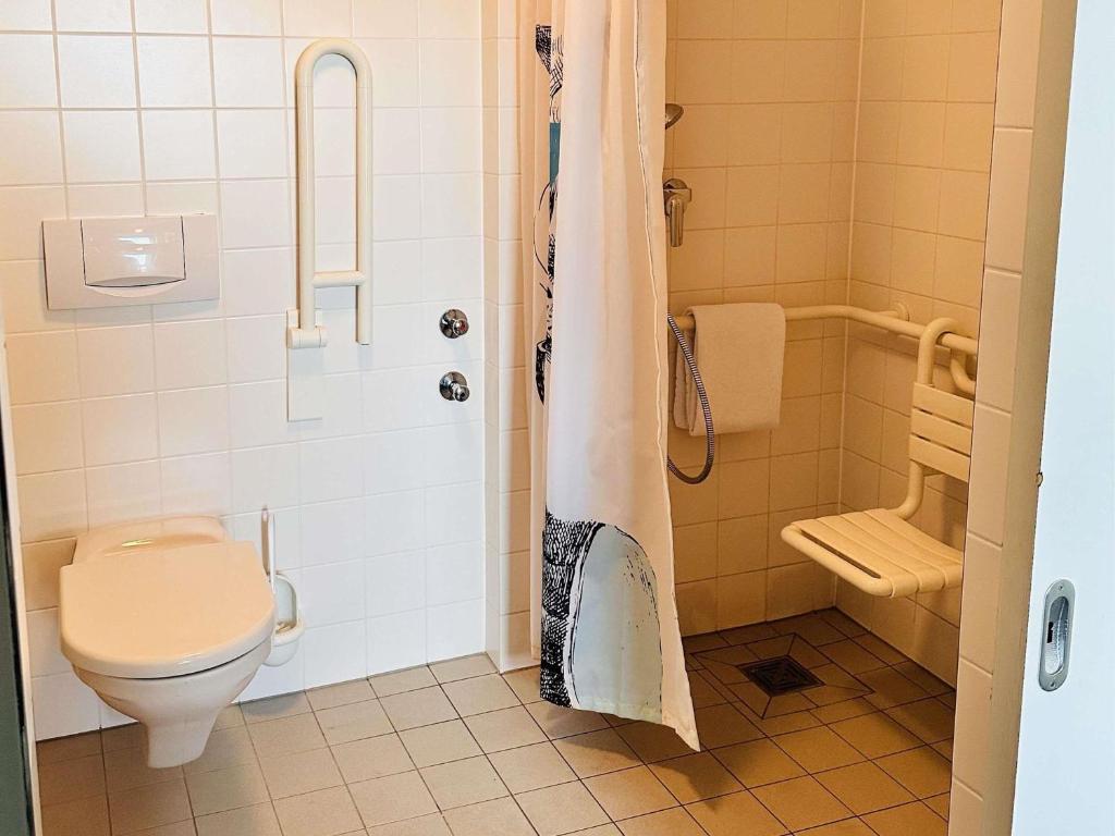ibis Hotel Berlin Spandau - Resim 36