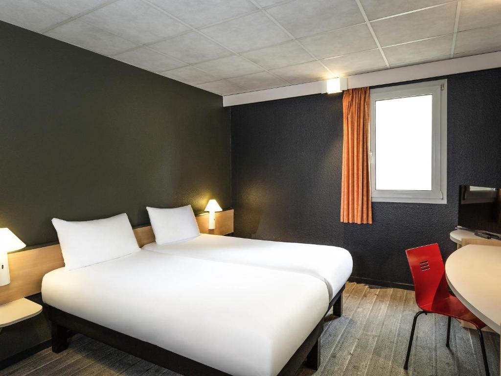 ibis Lannion - Standardzimmer Mit Zwei Einzelbetten