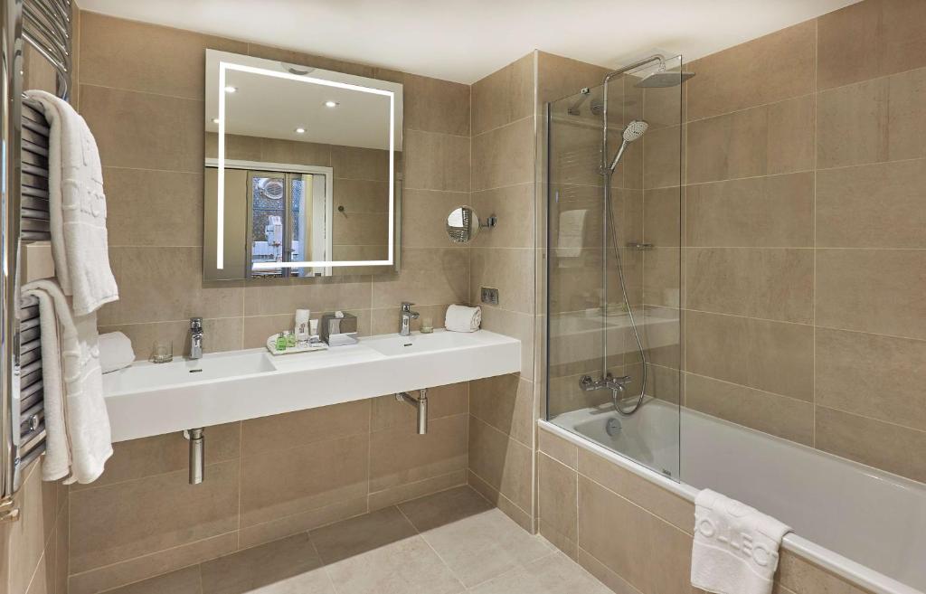 NH Collection Marseille - Resim 11