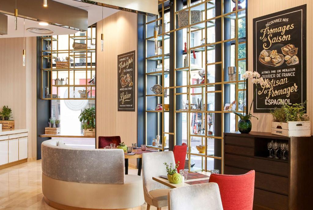 NH Collection Marseille - Resim 17