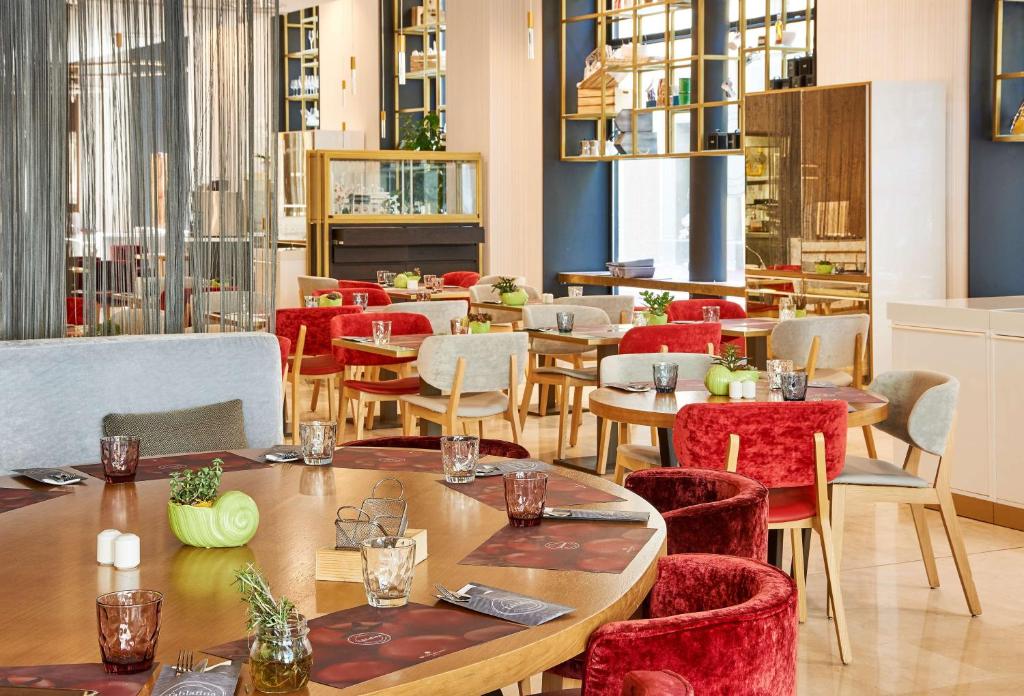 NH Collection Marseille - Resim 13