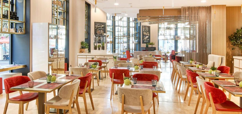 NH Collection Marseille - Resim 15