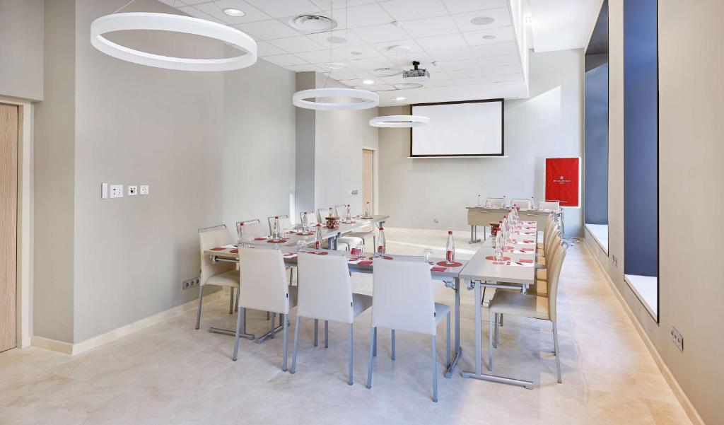 NH Collection Marseille - Resim 23