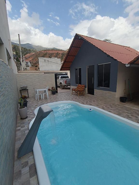 Chalé Montanhez 3 com ar