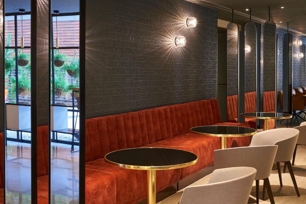 NH Sants Barcelona - Resim 18