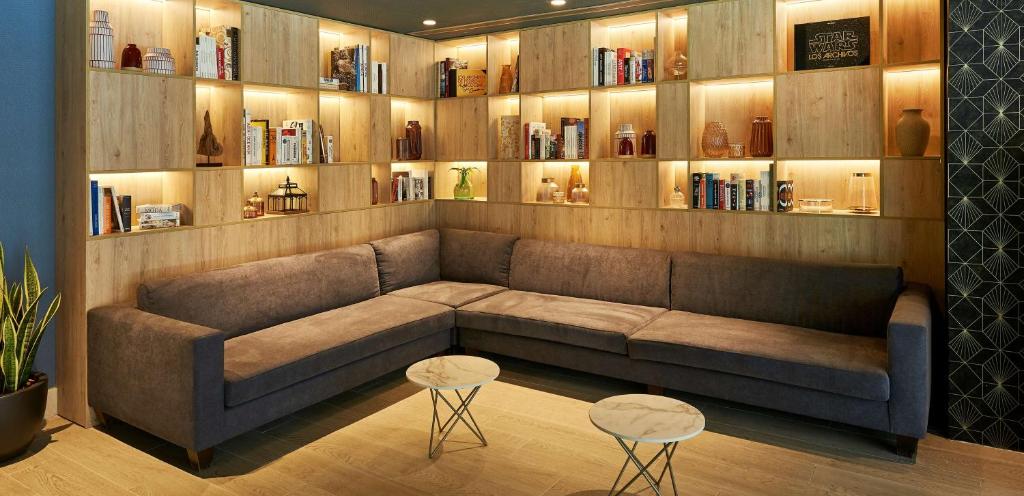 NH Sants Barcelona - Resim 31