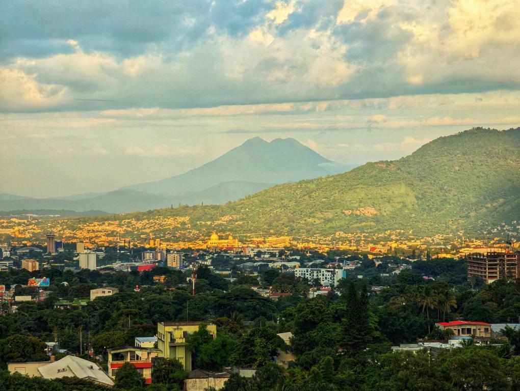 Nespecifikovaný výhled na hory nebo výhled na hory při pohledu z apartmánu